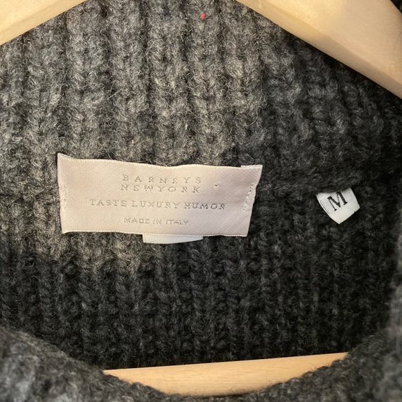 Barneys New York 100% cashmere grey sweater - Picture 3 of 4